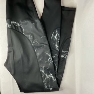 BuffBunny Marble leggings